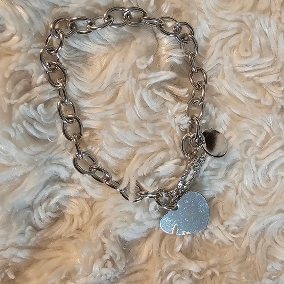 Toggle Heart Charm Bracelet Love You More inscription Stainless Steel NWOT - Picture 7 of 7